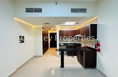 Apartment - Studio - 1 for rent in Burj Residency - District 11 - Jumeirah Village Circle - Dubai