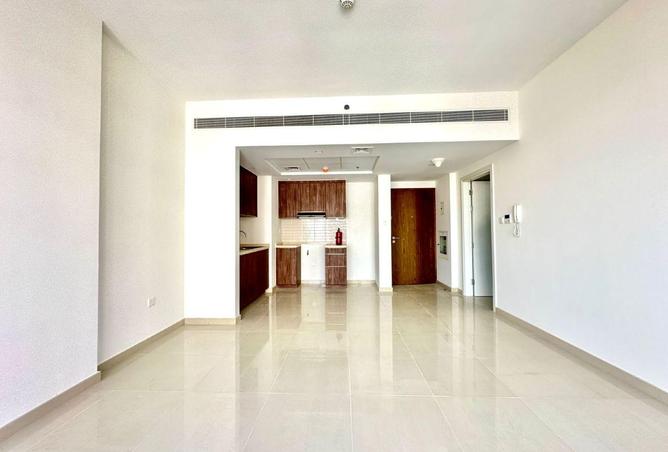 76597786 - Property Image 3