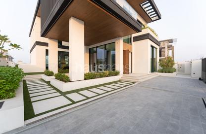 Villa - 5 - 7 for sale in La Mer South Island - La Mer - Jumeirah - Dubai
