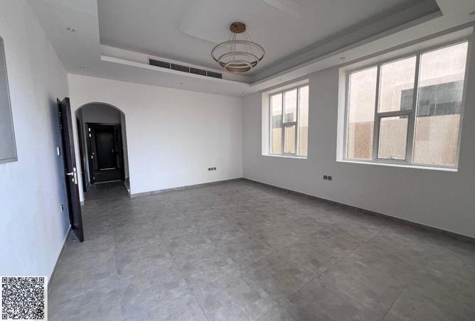 111861732 - Property Image 3
