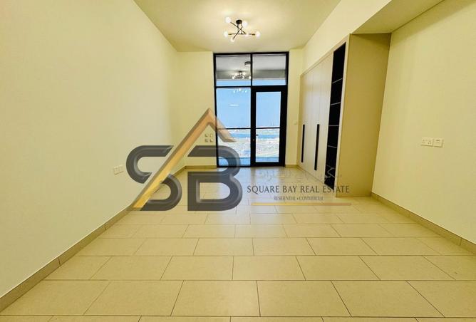 77400342 - Property Image 2