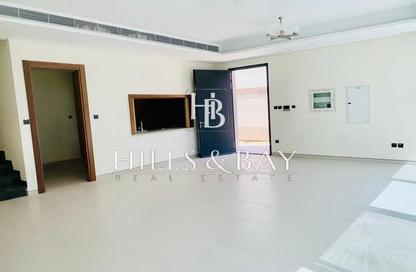 Villa - 5 Bedrooms - 6 Bathrooms for rent in 180 Degrees Villas - Liwan - Dubai Land - Dubai