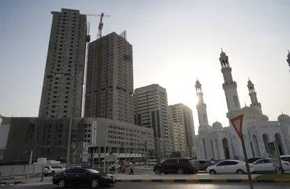 شقة - غرفة نوم - 2 حمامات للبيع في بناية المحطة - المحطة - القاسمية - الشارقة