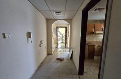 Apartment - 1 - 2 for rent in Al Qulaya'ah - Al Sharq - Sharjah Apartment - 1 - 2 for rent in Al Qulaya'ah - Al Sharq - Sharjah