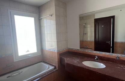 Villa - 5 Bedrooms - 6 Bathrooms for rent in Umm Suqeim 3 Villas - Umm Suqeim 3 - Umm Suqeim - Dubai Villa - 5 Bedrooms - 6 Bathrooms for rent in Umm Suqeim 3 Villas - Umm Suqeim 3 - Umm Suqeim - Dubai