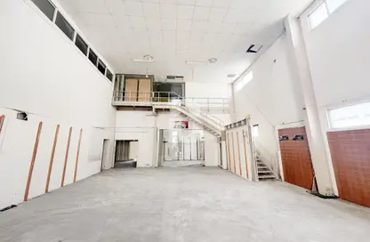 Warehouse - Studio for rent in Al Quoz 1 - Al Quoz - Dubai