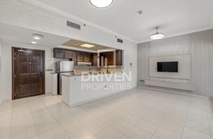 Apartment - 1 Bedroom - 2 Bathrooms for rent in Churchill Residency Tower - Churchill Towers - Business Bay - Dubai