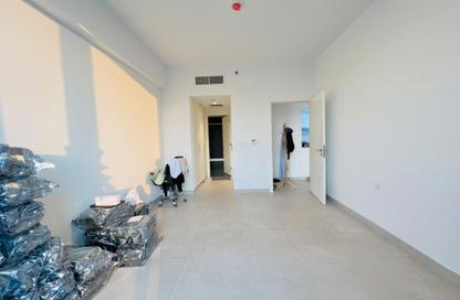 Apartment - 2 - 3 for rent in The Boulevard 1 - Aljada - Sharjah