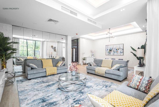 74238043 - Property Image 2