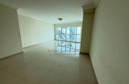 Apartment - 3 Bedrooms - 5 Bathrooms for rent in Al Majaz 1 - Al Majaz - Sharjah