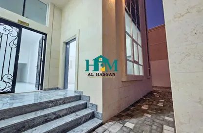 شقة - 2 غرف نوم - 3 حمامات للايجار في مدينة الرياض - أبوظبي