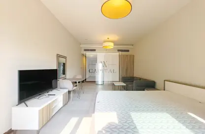 Apartment - 1 Bathroom for rent in SOL Bay - Business Bay - Dubai