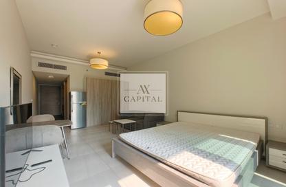 Apartment - Studio - 1 Bathroom for rent in SOL Bay - Business Bay - Dubai