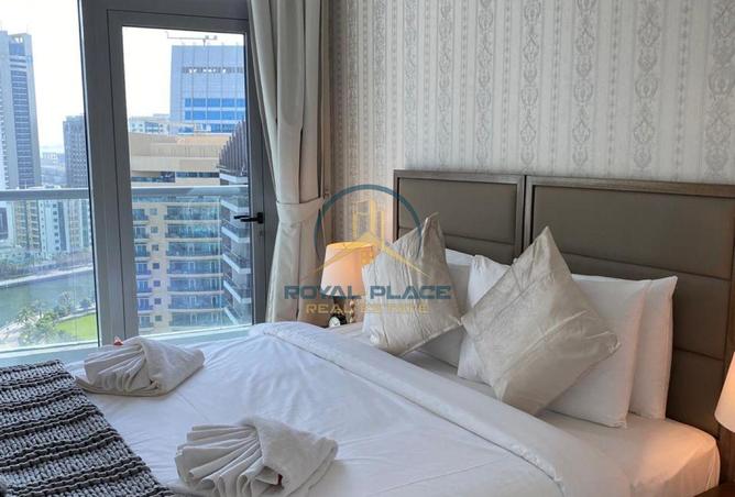 77802000 - Property Image 2