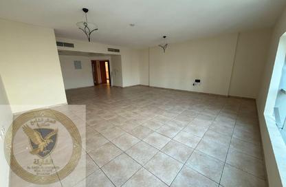 Apartment - 3 Bedrooms - 4 Bathrooms for rent in Al Majaz 2 - Al Majaz - Sharjah Apartment - 3 Bedrooms - 4 Bathrooms for rent in Al Majaz 2 - Al Majaz - Sharjah