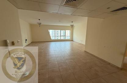 Apartment - 3 Bedrooms - 4 Bathrooms for rent in Al Majaz 2 - Al Majaz - Sharjah
