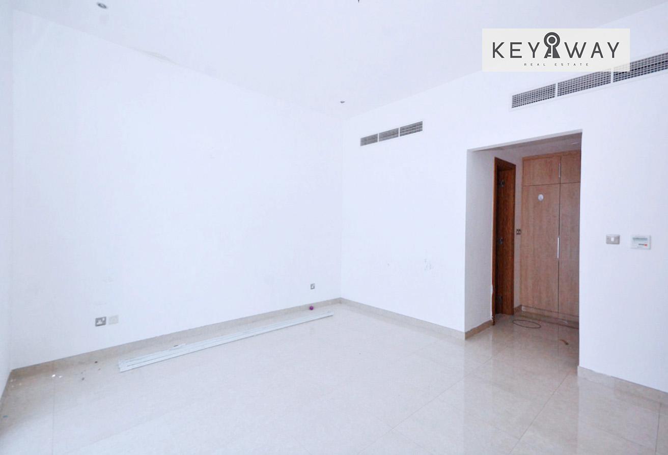 Corner Villa | Exclusive | Swimming Pool photo 14