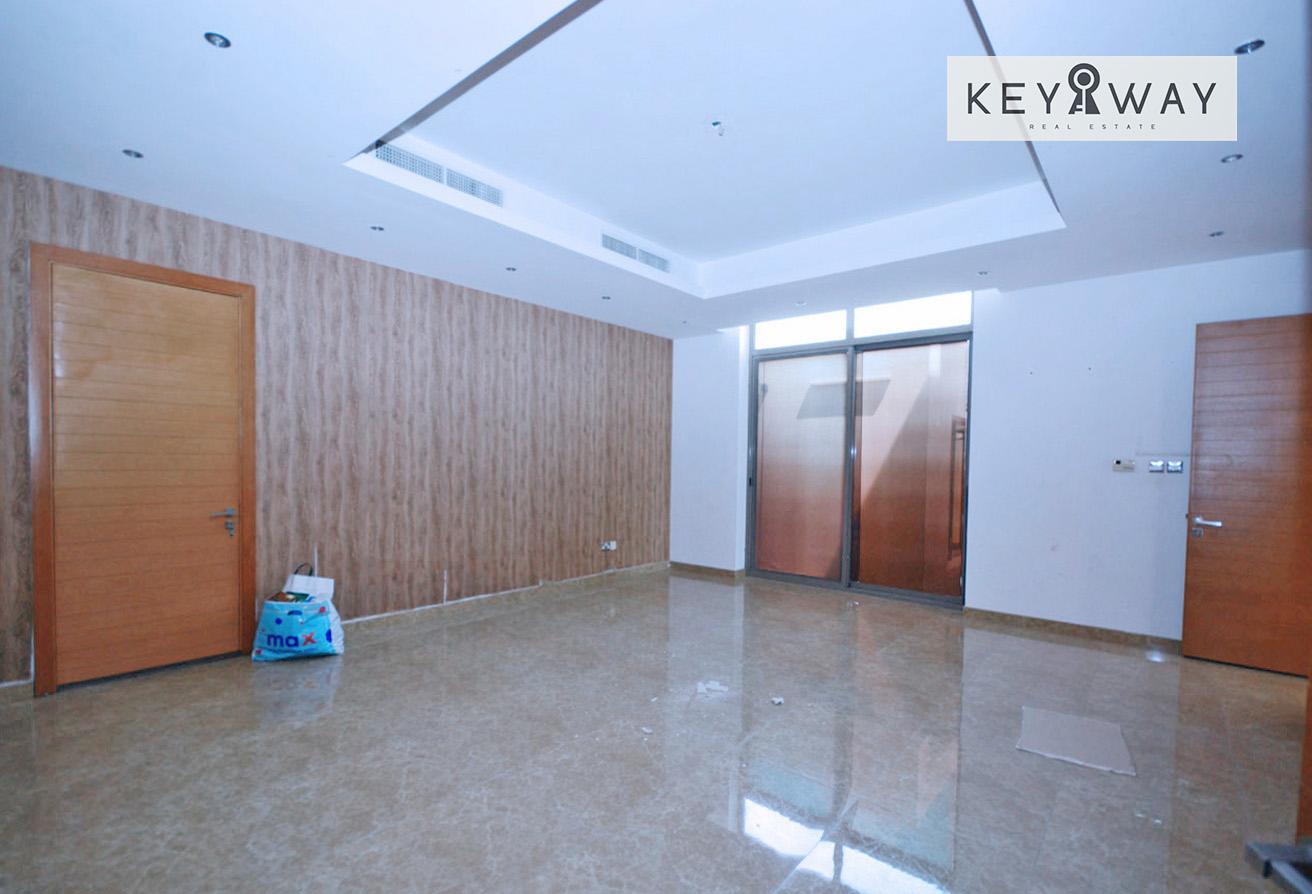Corner Villa | Exclusive | Swimming Pool photo 7