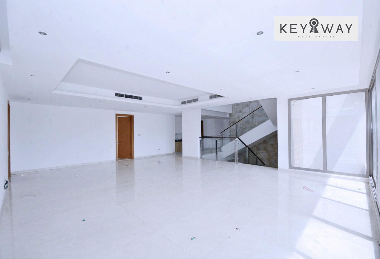 Corner Villa | Exclusive | Swimming Pool photo 13