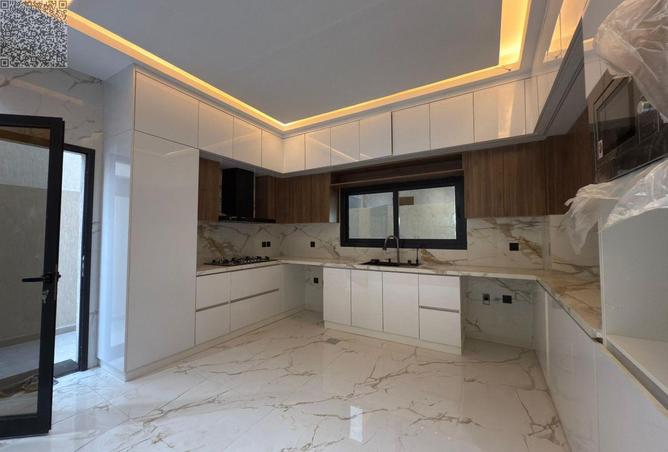 103278994 - Property Image 2