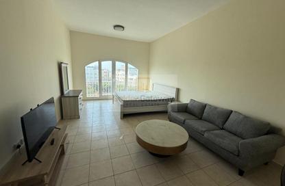 Apartment - Studio - 1 for rent in Building 74 - Mediterranean Cluster - Discovery Gardens - Dubai