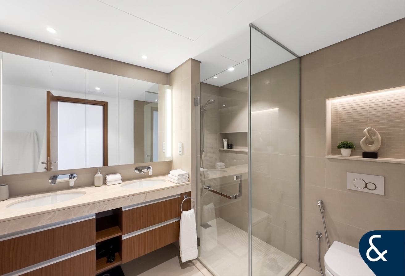 Full Burj & Harbour Views | Unfurnished | Oct photo 9