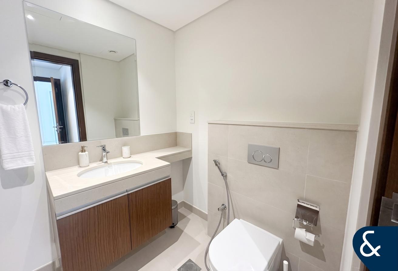 Full Burj & Harbour Views | Unfurnished | Oct photo 12