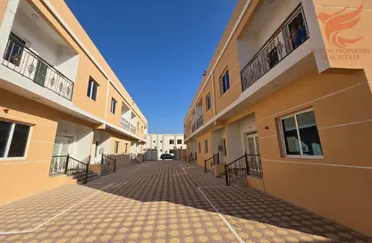 مجمع سكني - 4 غرف نوم - 3 حمامات للايجار في القصيدات - رأس الخيمة
