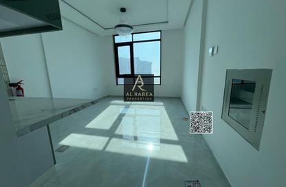 Apartment - Studio - 1 Bathroom for rent in Corniche Tower - Ajman Corniche Road - Ajman