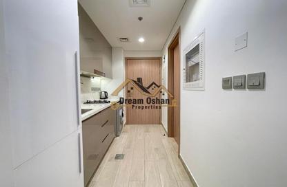 Apartment - Studio - 1 Bathroom for rent in Farhad Azizi Residence - Dubai Healthcare City 2 - Al Jaddaf - Dubai Apartment - Studio - 1 Bathroom for rent in Farhad Azizi Residence - Dubai Healthcare City 2 - Al Jaddaf - Dubai