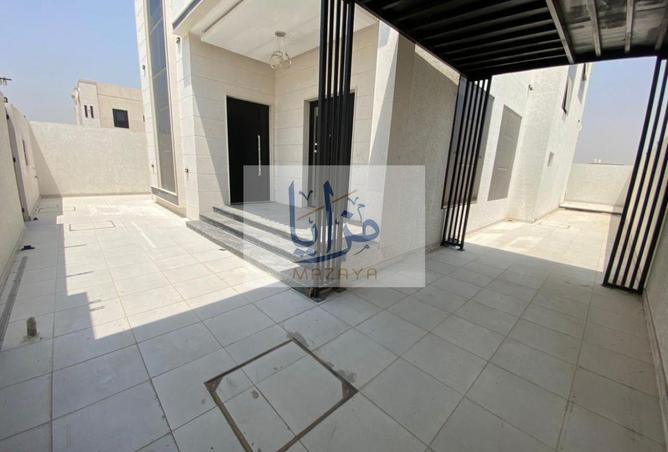 137881502 - Property Image 2