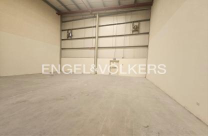 مستودع - استوديو - 1 حمام للايجار في المستودع جي - مجمع دبي للاستثمار 2 - مجمع دبي للاستثمار - دبي