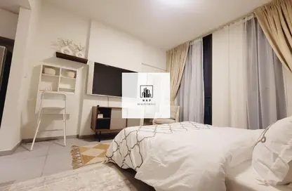 Apartment - Studio - 1 Bathroom for rent in The Link - East Village - Aljada - Sharjah