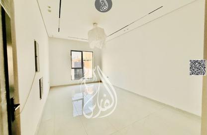 Villa - 3 - 5 for sale in Al Helio 1 - Al Helio - Ajman Villa - 3 - 5 for sale in Al Helio 1 - Al Helio - Ajman