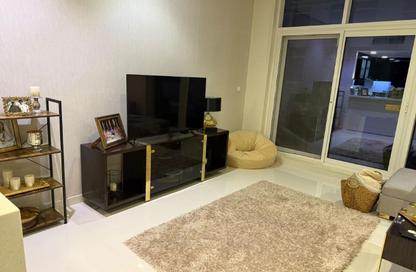 Apartment - 1 Bedroom - 2 Bathrooms for sale in Bay's Edge - Business Bay - Dubai