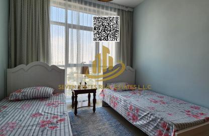 Apartment - 3 Bedrooms - 3 Bathrooms for sale in Ajman Corniche Residences - Ajman Corniche Road - Ajman