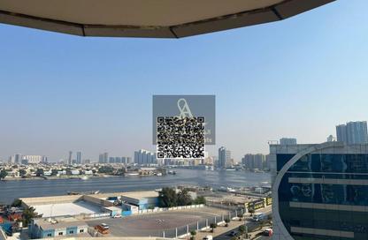 شقة - غرفة نوم - 2 حمامات للبيع في أورينت تاور 1 - أورينت تاور - البستان - عجمان