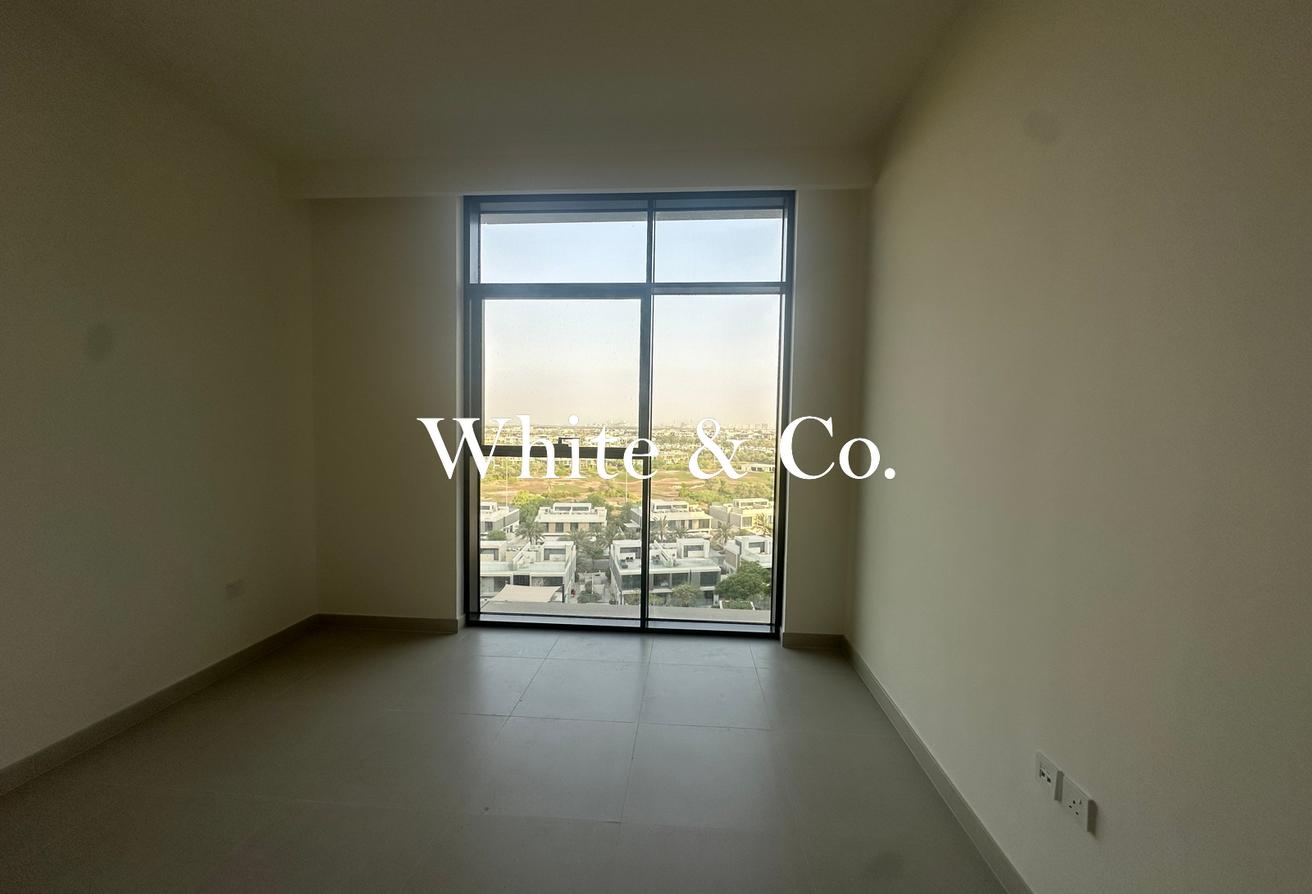 Golf Course View| Vacant| Great Amenities photo 4