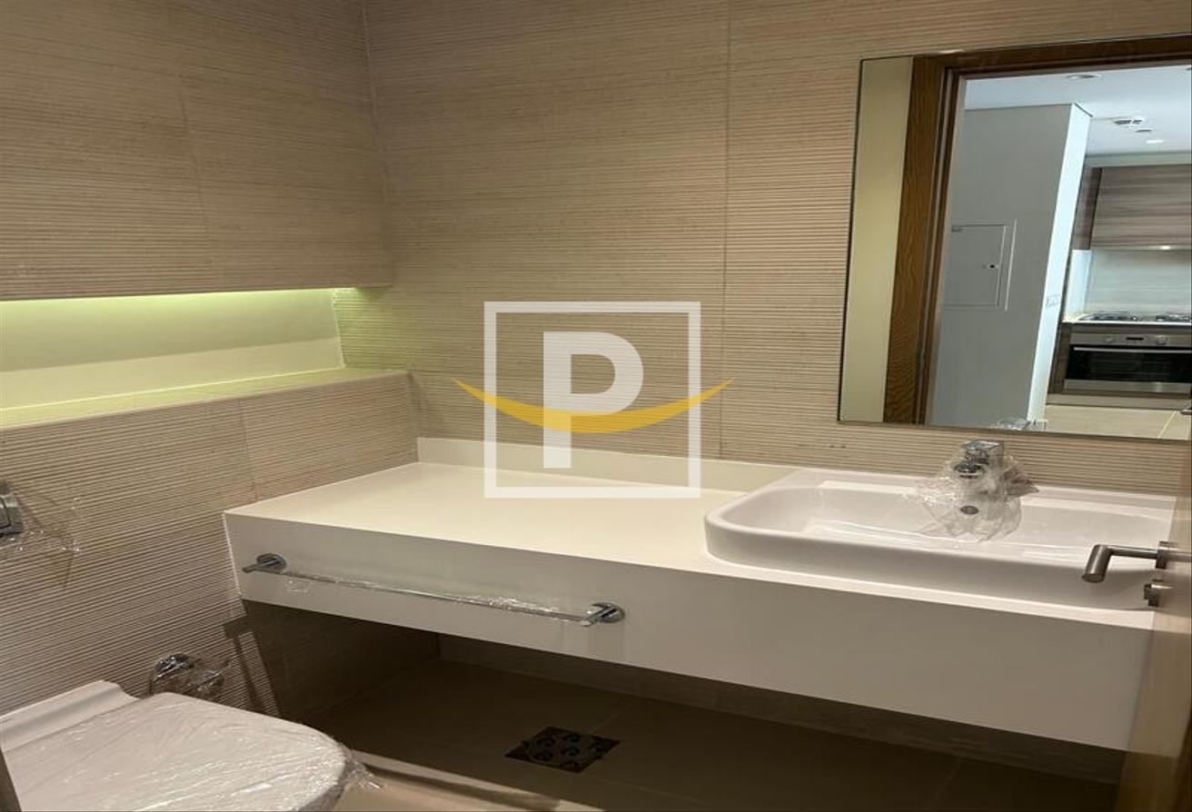 1BHK Burj Khalifa View | Near Business bay Metro photo 7