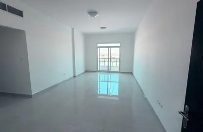 Apartment - 2 Bedrooms - 3 Bathrooms for rent in Al Jurf 2 - Al Jurf - Ajman Downtown - Ajman