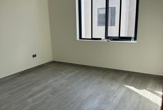 68283023 - صورة العقار 3