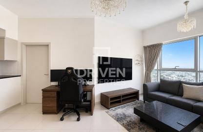 Apartment - 1 - 2 for sale in Carson B - Carson - Damac Hills - Dubai
