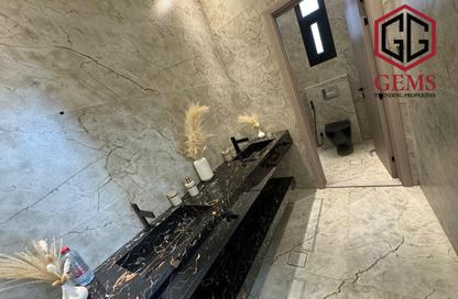 Villa - 5 Bedrooms - 6 Bathrooms for rent in Al Athbah - Wadi Al Amardi - Dubai Villa - 5 Bedrooms - 6 Bathrooms for rent in Al Athbah - Wadi Al Amardi - Dubai