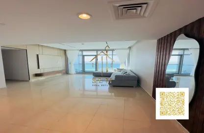 شقة - 2 غرف نوم - 3 حمامات للايجار في مساكن كورنيش عجمان - طريق كورنيش عجمان - عجمان