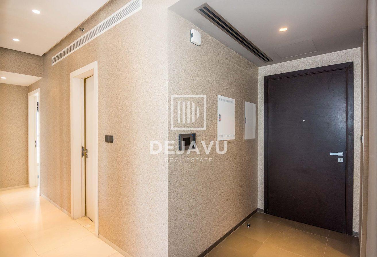Exclusive Corner Home with Stunning Marina Views photo 15
