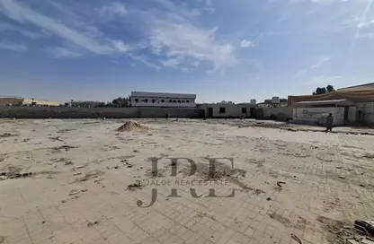 Warehouse - Studio - 4 Bathrooms for rent in Al Sajaa Industrial - Al Sajaa - Sharjah