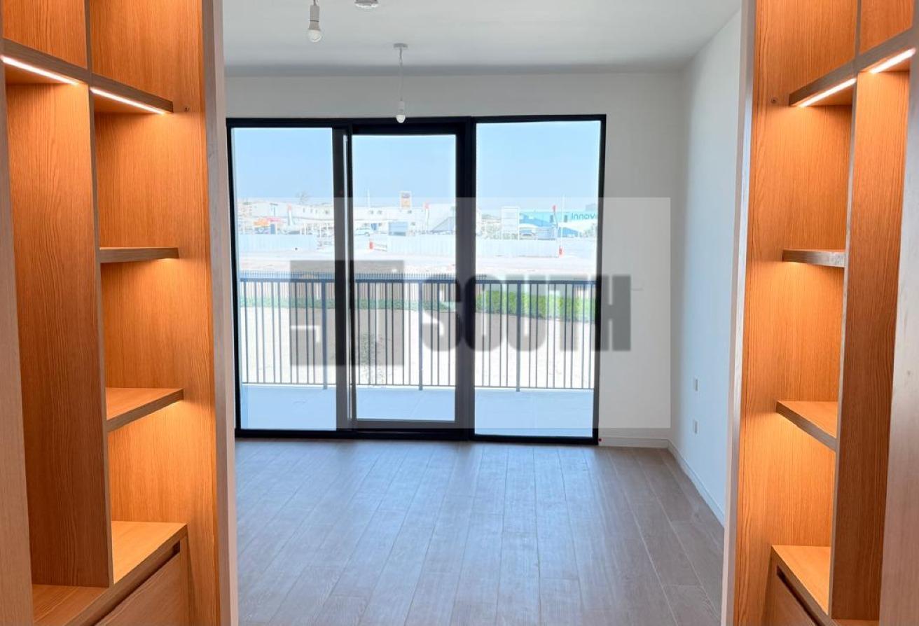 Internal Single Row | Large Plot |Ready to Move In photo 7