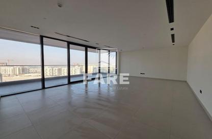 Apartment - 4 Bedrooms - 6 Bathrooms for sale in Sharjah Terraces - Al Khan Lagoon - Al Khan - Sharjah