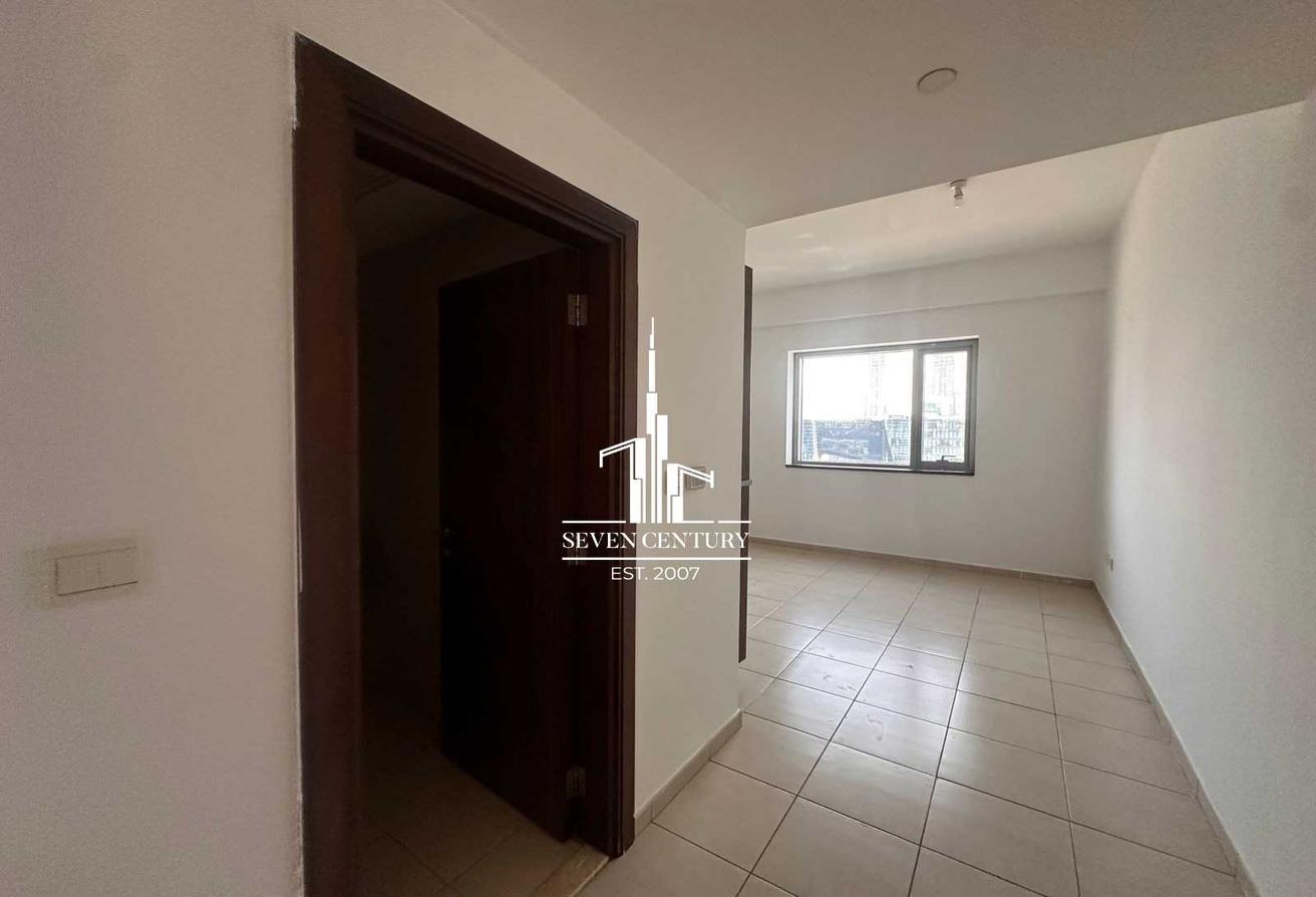 Top Quality | 3BHK | Vacant Now photo 10