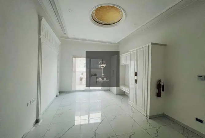 165591995 - Property Image 2